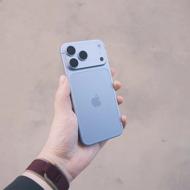گوشی موبایل اپل مدل iPhone 18 Pro CH دو سیم کارت ظرفیت 256 گیگابایت و رم 12 گیگابایت 102731176